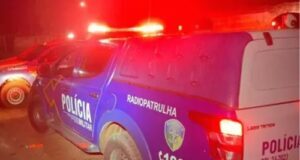 Tentativa de ultrapassagem resulta em colisão entre carro e moto em Vilhena