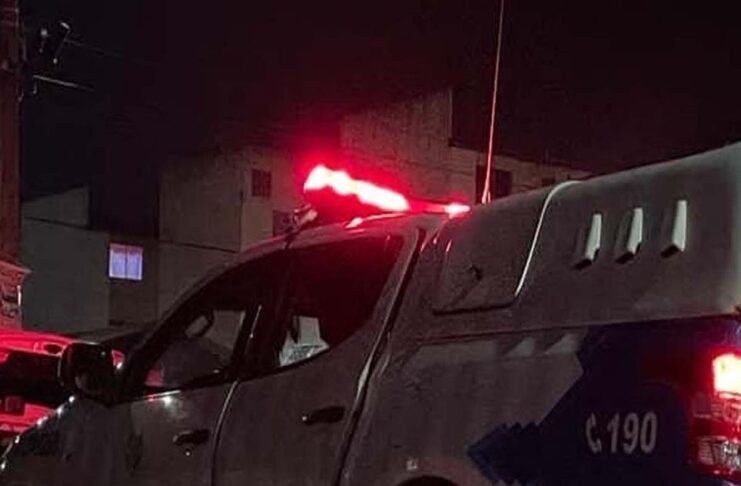 Briga termina em tentativa de homicídio a facada em distribuidora