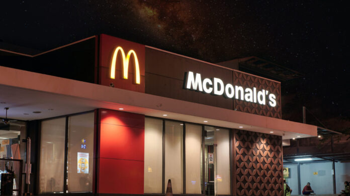 McDonald’s usa IA para mudar preços e pressionar franqueados McDonald’s usa IA para mudar preços e pressionar franqueados