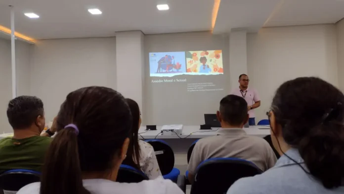 Prefeitura fortalece prevenção ao assédio e à discriminação no serviço público Prefeitura fortalece prevenção ao assédio e à discriminação no serviço público