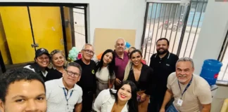 Motorista encerra 40 anos de serviços prestados à Prefeitura de Porto Velho e recebe homenagem Motorista encerra 40 anos de serviços prestados à Prefeitura de Porto Velho e recebe homenage