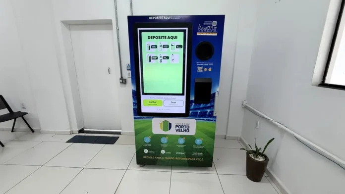 Reciclagem que gera renda, moradores conhecem nova tecnologia ambiental em Porto Velho Reciclagem que gera renda, moradores conhecem nova tecnologia ambiental em Porto Velho