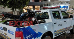 Motociclista detido após tentar fugir a operação de trânsito com matrícula falsa em Vilhena
