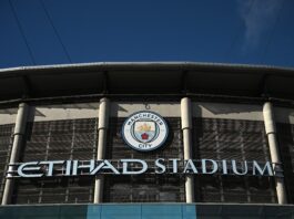 Patrocinadora do Manchester City estuda ação legal contra Premier League por prejuízos gerados