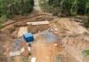 Obras de galeria de concreto na rua Américo Vespúcio avançam para fase de concretagem em Jaru