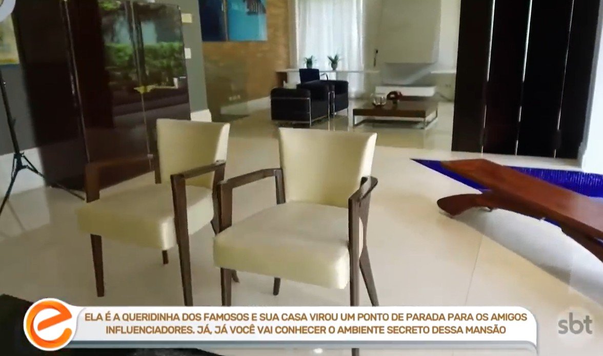 Gkay uniu carreira e vida pessoal em mansão - Foto: Reprodução/SBT