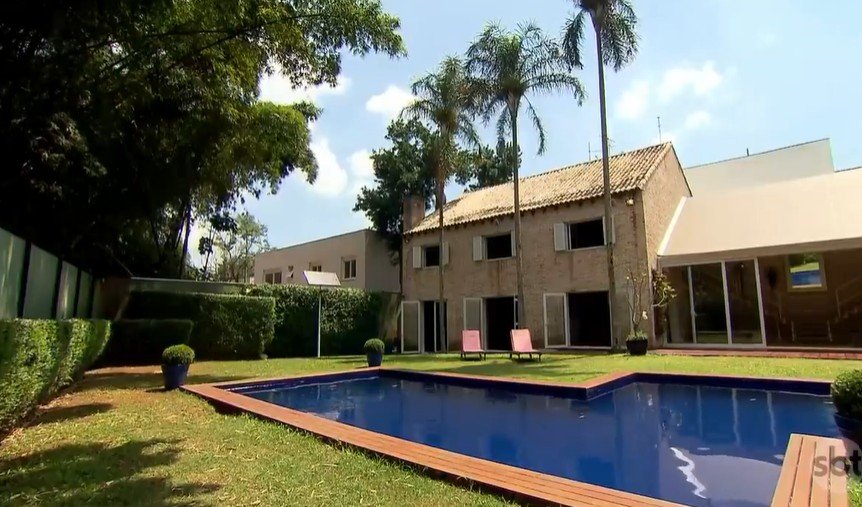 Vista ampla da mansão - Foto: Reprodução/SBT