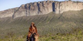 Natureza da Chapada Diamantina é o cenário das primeiras cenas de Lá Na Minha Terra