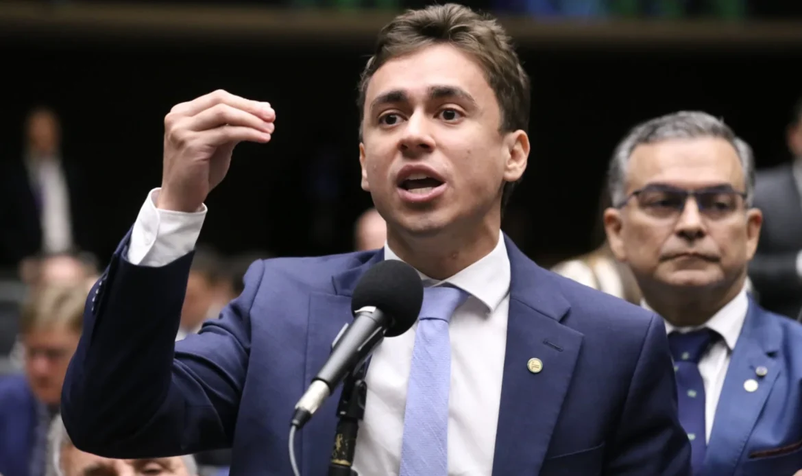 Nikolas Ferreira vira cabo eleitoral de Flávio e visita seis estados no Nordeste no 2º turno