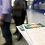 Mega-Sena sorteia prémio de 150 milhões esta noite Mega-Sena sorteia prêmio acumulado de R$ 150 milhões nesta noite