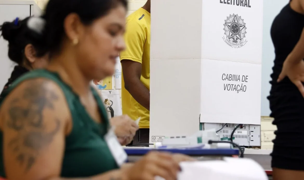 PM registra 7 ocorrências e 6 prisões até o meio-dia de domingo em SP