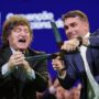 Milei chama Lula de ladrão e declara apoio a Flávio Bolsonaro: “Meu amigo”