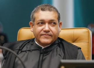 TSE exige análise urgente sobre canal Exército do Lula