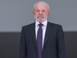 Governo Lula envia mensagens a aposentados informando que voto serve como prova de vida