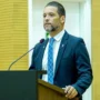Delegado Camargo critica regulamentação das redes sociais e aponta perseguição a Flávio Bolsonaro