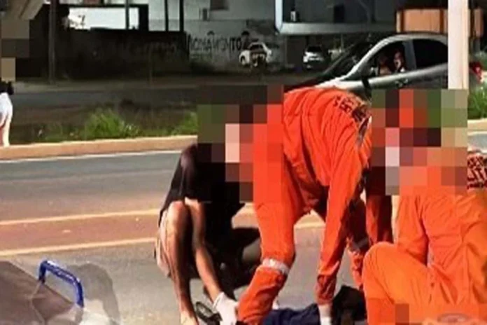 Homem fica ferido após ser atingido por carreta na BR-364 Homem fica ferido após ser atingido por carreta na BR-364